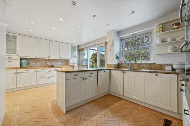 TEC - 68 King Henry's Road - Kitchen3 (1).jpg