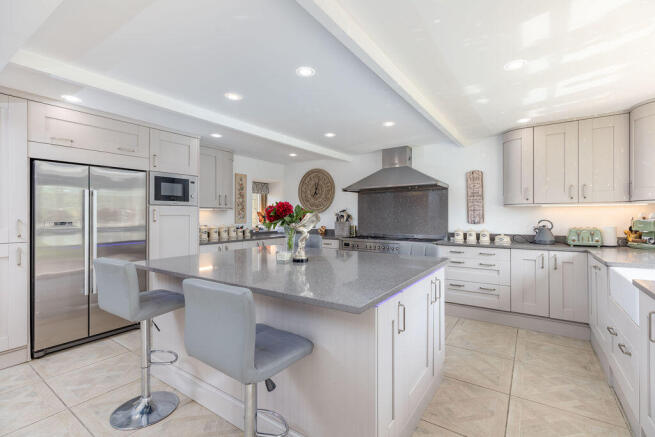 5 bed Country House for sale Image 10