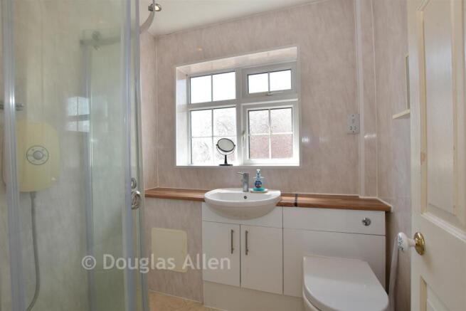 Bridge Road, Wickford, Essex photo 4