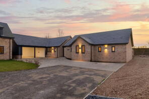 Galloway Barn, Bluntisham Road, Colne PE28 3LY