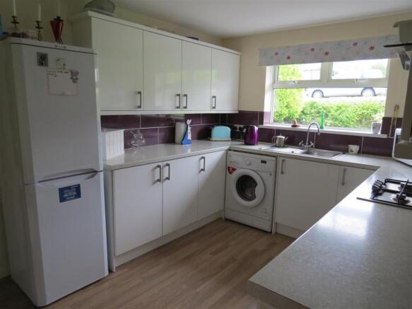 Kitchen:
