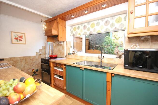 04 Kitchen