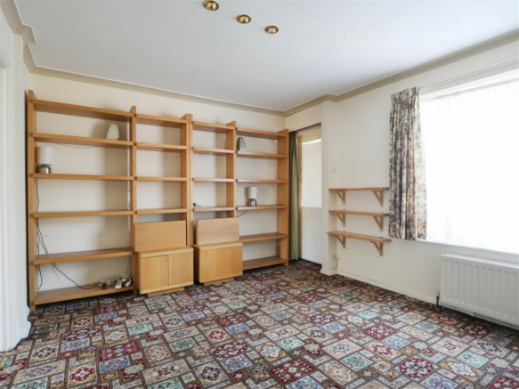 2 bed Terraced for sale Image 8