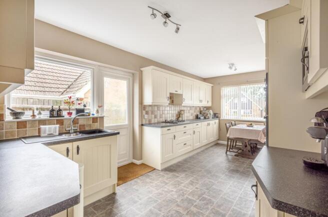 Kitchen/breakfast ro