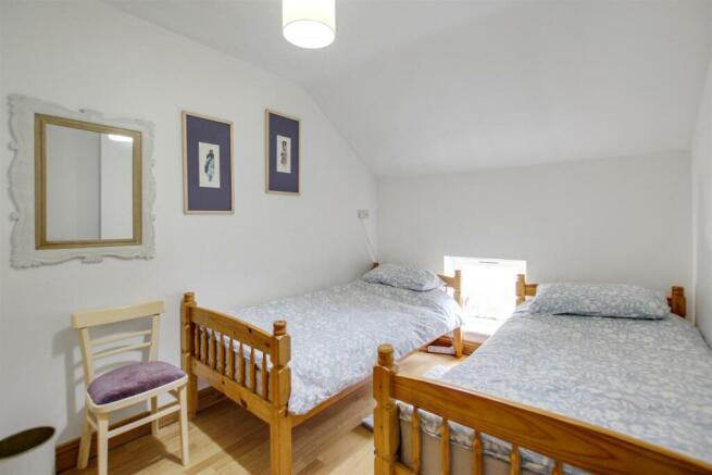 Cottage img_5747.jpg