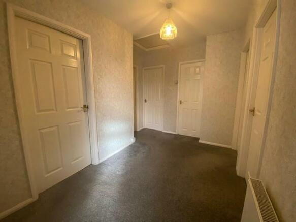 7 cleveland hallway 2.jpg