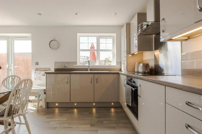 Kitchen diner
