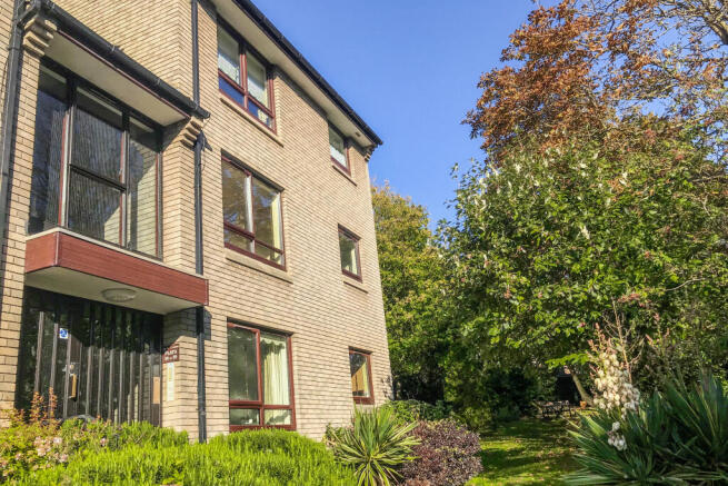 2 bed flat to rent