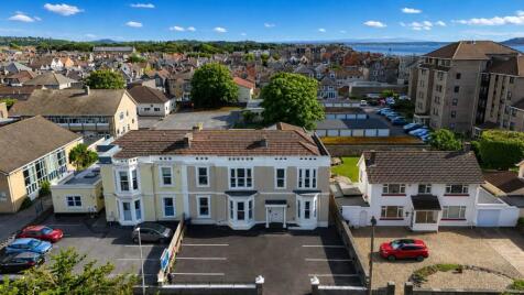 Ellenborough Park South**2 Minutes to Beach**Newly Converted**Stunningly Presented**Open Plan Living**