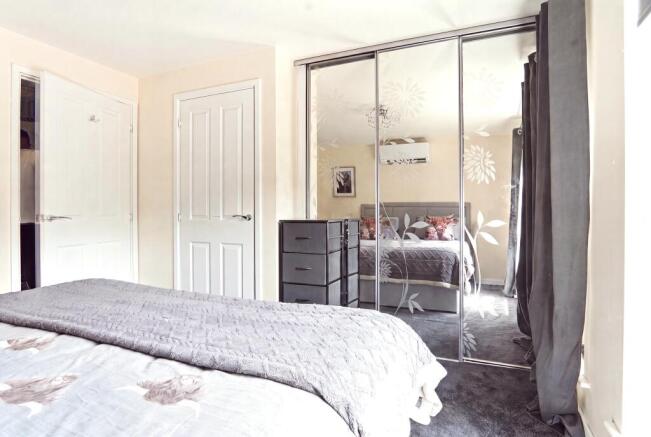 2 bed Semi-Detached for sale Image 11