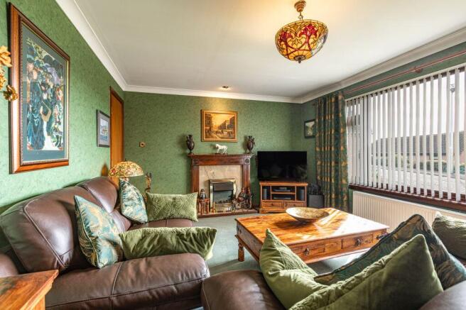 35 Ladhope Crescent, Galashiels, TD1 2BN photo 4
