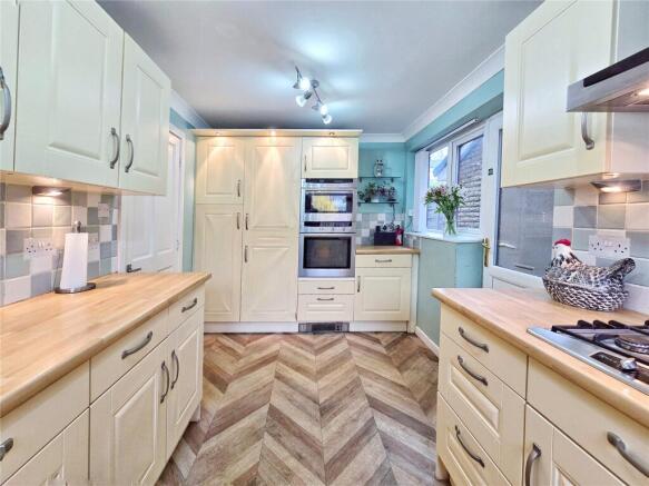 Fitted Kitchen