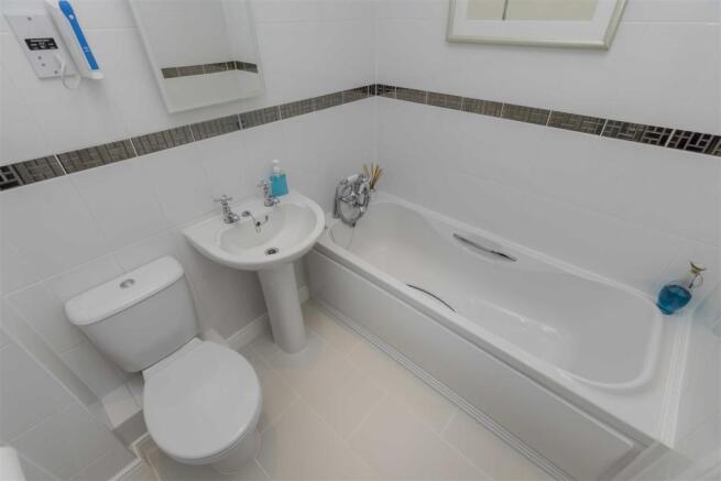 First Floor Family Bathroom