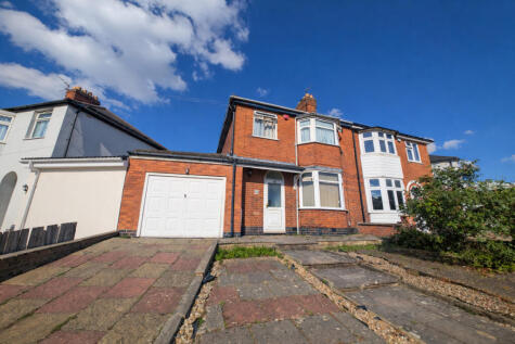 The Circle, Leicester, LE5