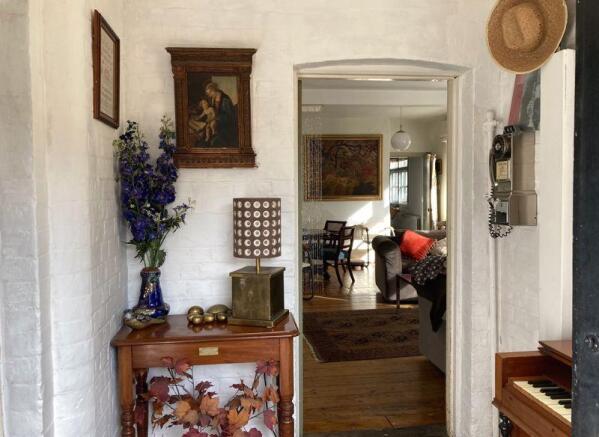 Entrance hall to sitting room