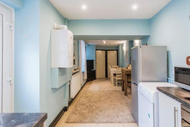 KITCHEN/DINER