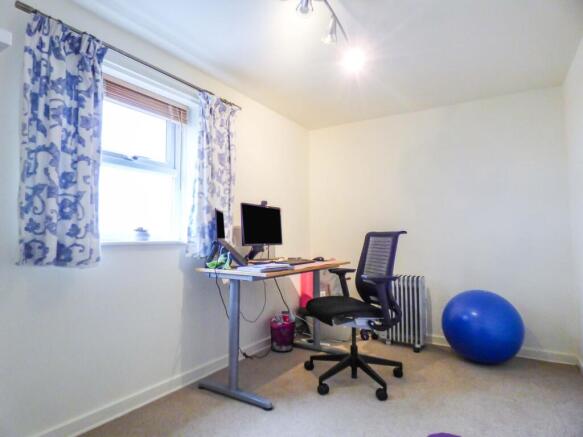 Photo 8