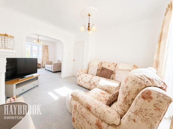 3 bed Semi-Detached for sale Image 10