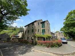 11, Hopkinson Close, Oldham OL3 6BB