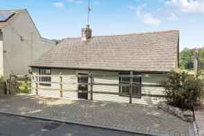 The Chalet, Venlake, Lyme Regis DT7 3SE