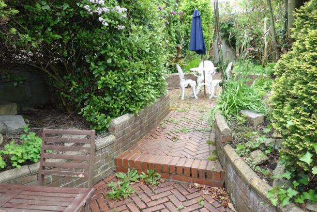 garden2.JPG