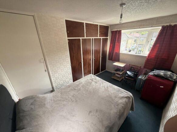 3 bed Semi-Detached for sale Image 8