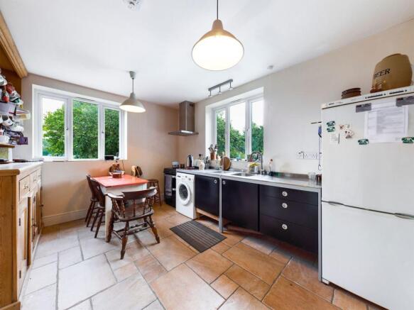 KITCHEN / BREAKFAST ROOM