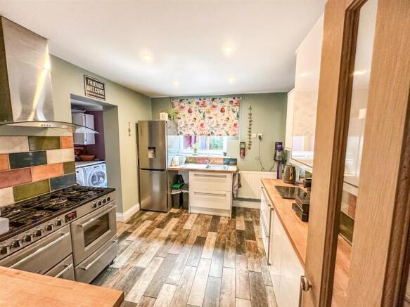 Upperfield Grove, Corby photo 3