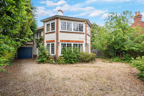 Empress Avenue, Farnborough , GU14
