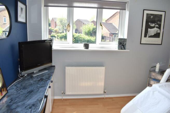 bedroom 4a.JPG
