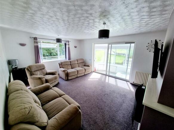 Sitting room.jpg
