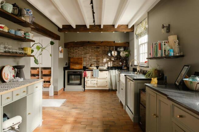 Kitchen/Breakfast Room