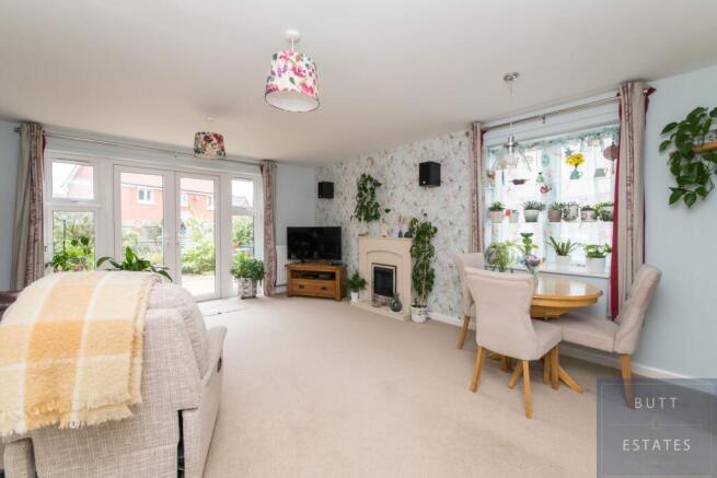 Mayfield Way, Exeter photo 4