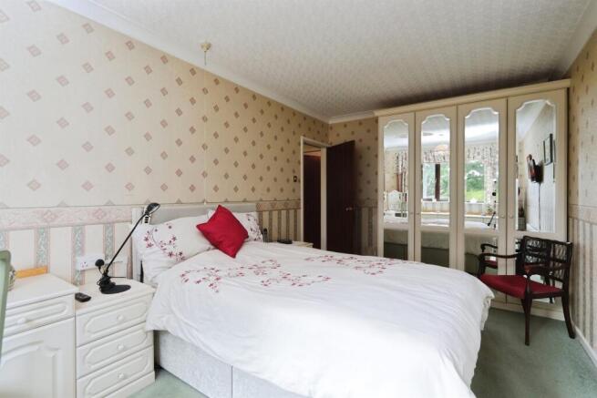 3 bed Detached Bungalow for sale Image 10