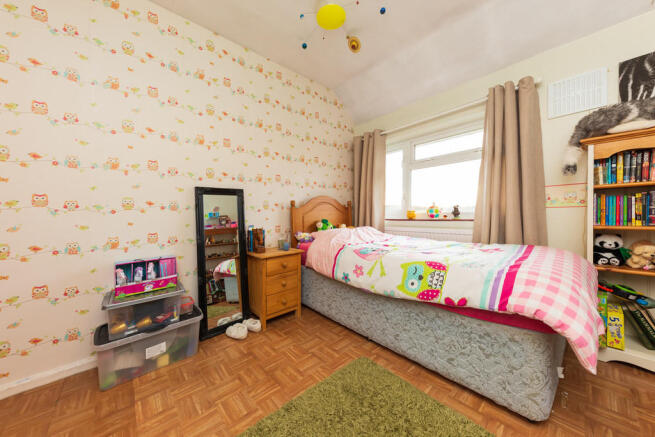 BEDROOM 2 (2)