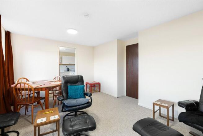 Living Room/Dining