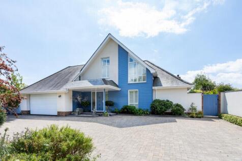Cannongate Road, Hythe, CT21