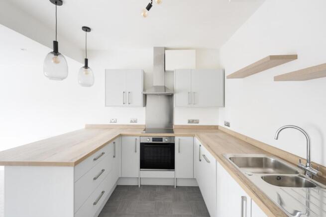 Kitchen ()