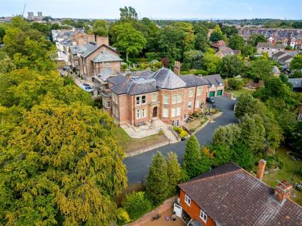 The Mount, York, YO24 1DU