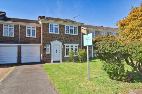 Mayfield Gardens, Walton-on-Thames, KT12
