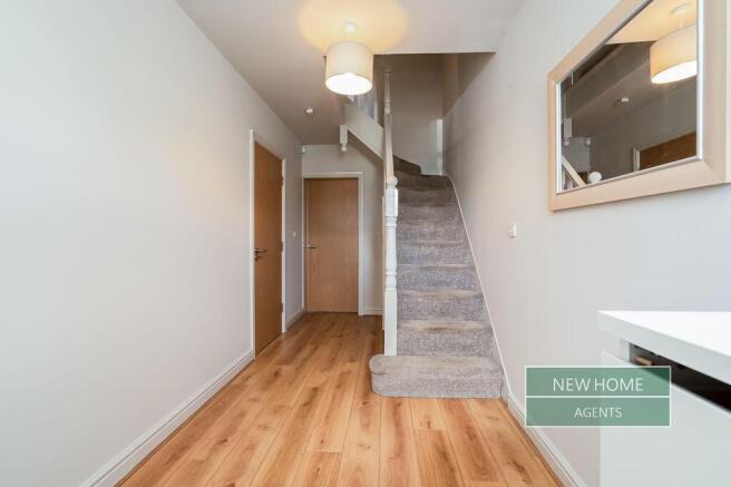 4 bed Town House for sale Image 7