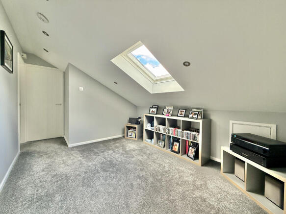 3 bed Detached for sale Image 12
