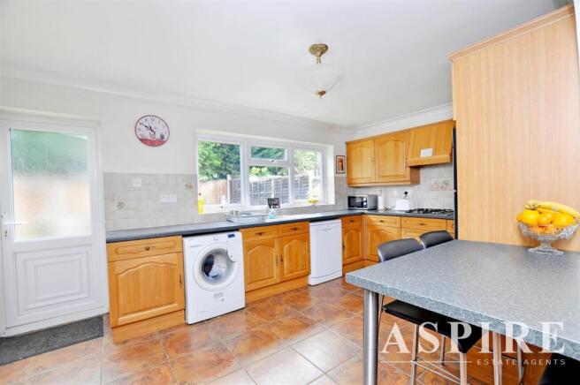 Aspire Benfleet Brooklyn Drive6.jpg