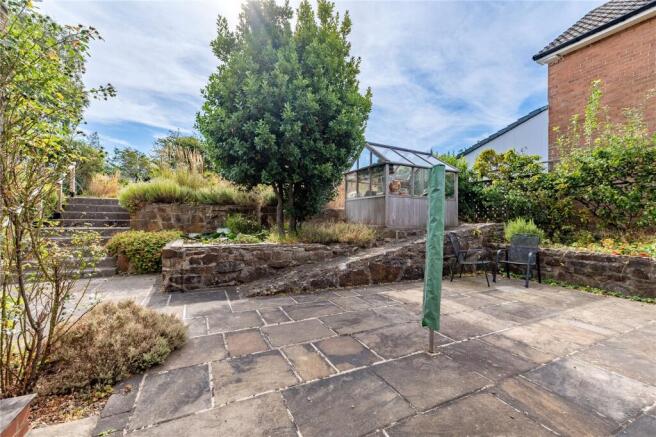 4 bed Detached for sale Image 10