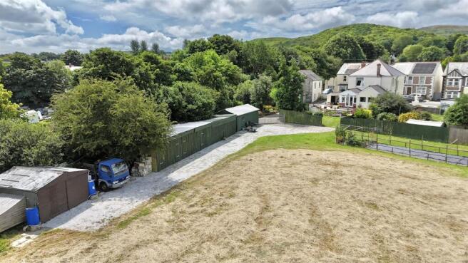 dji_fly_20250701_123550_0026_1751374129565_photo.j