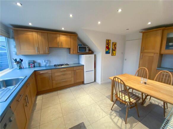 Kitchen/Breakfast Rm