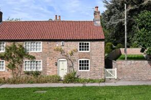 2, Woodyard Cottages, Main Street, Heslington, York YO10 5DX