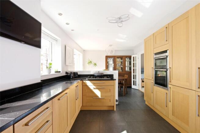 Kitchen/Dining Rm