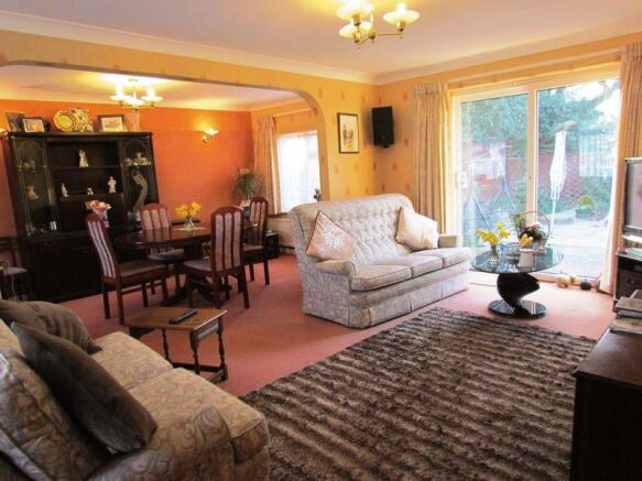 Lounge-Dining ...