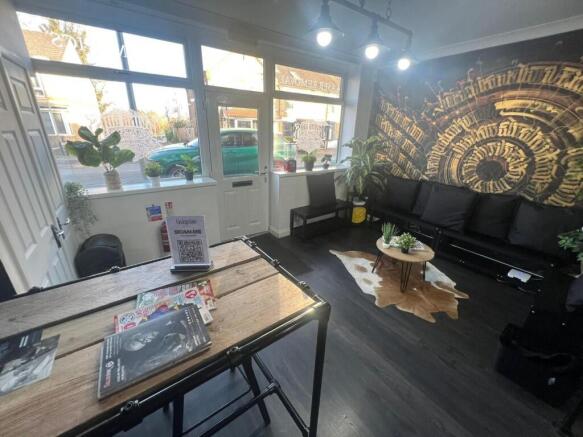 WhatsApp Image 2025-01-27 at 14.28.21 (3).jpeg